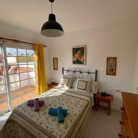 Apartment Gustamar 25 *